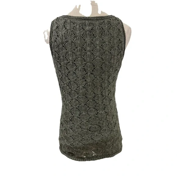 White House Black Market Olive Green Crochet Tank Top Sz M Boho Basic Layer - Picture 5 of 8